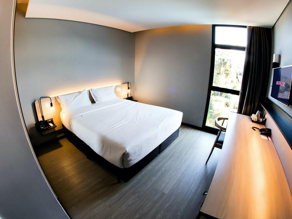 Naalt Hotel Жоинвили Экстерьер фото