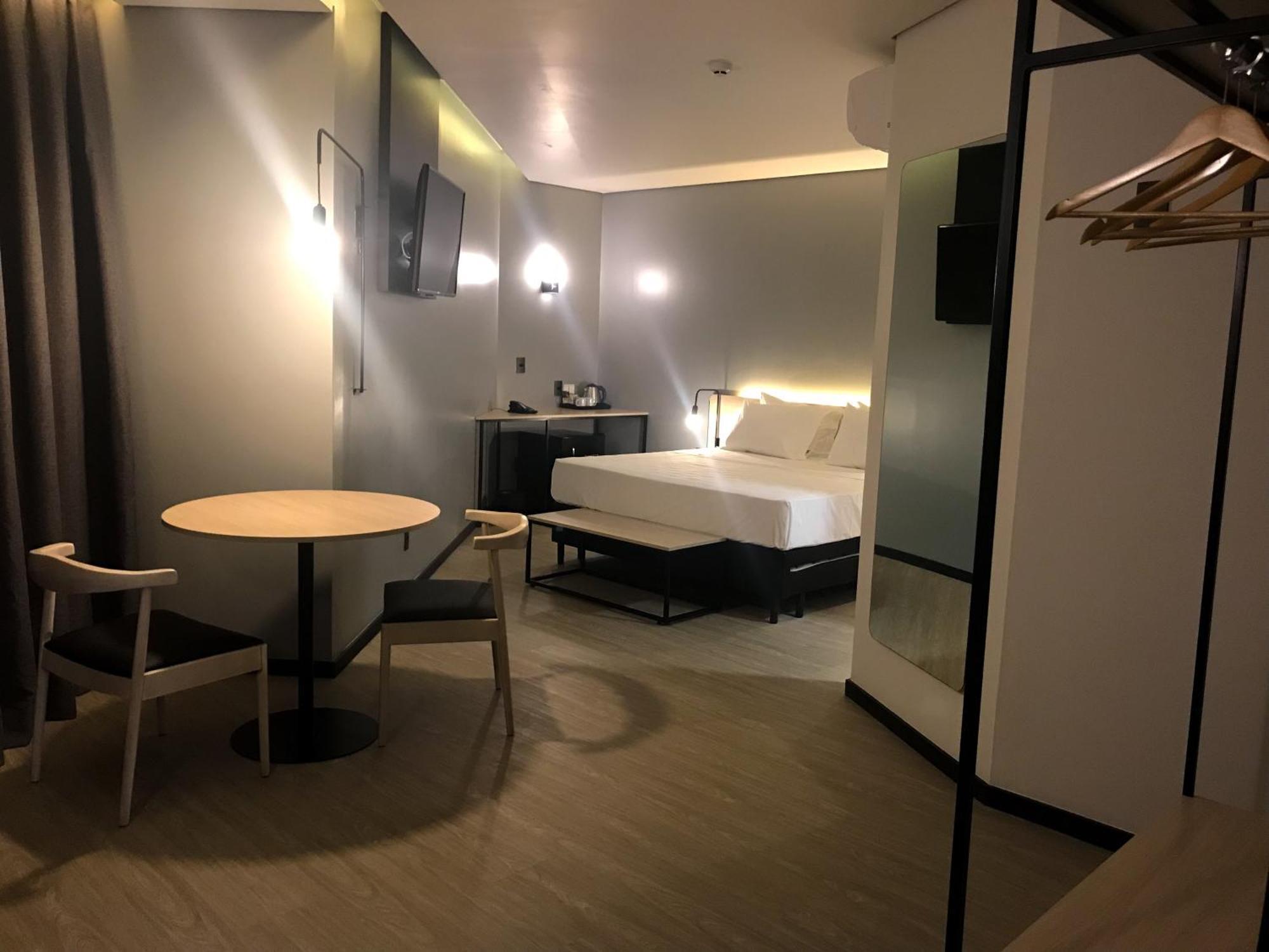 Naalt Hotel Жоинвили Экстерьер фото