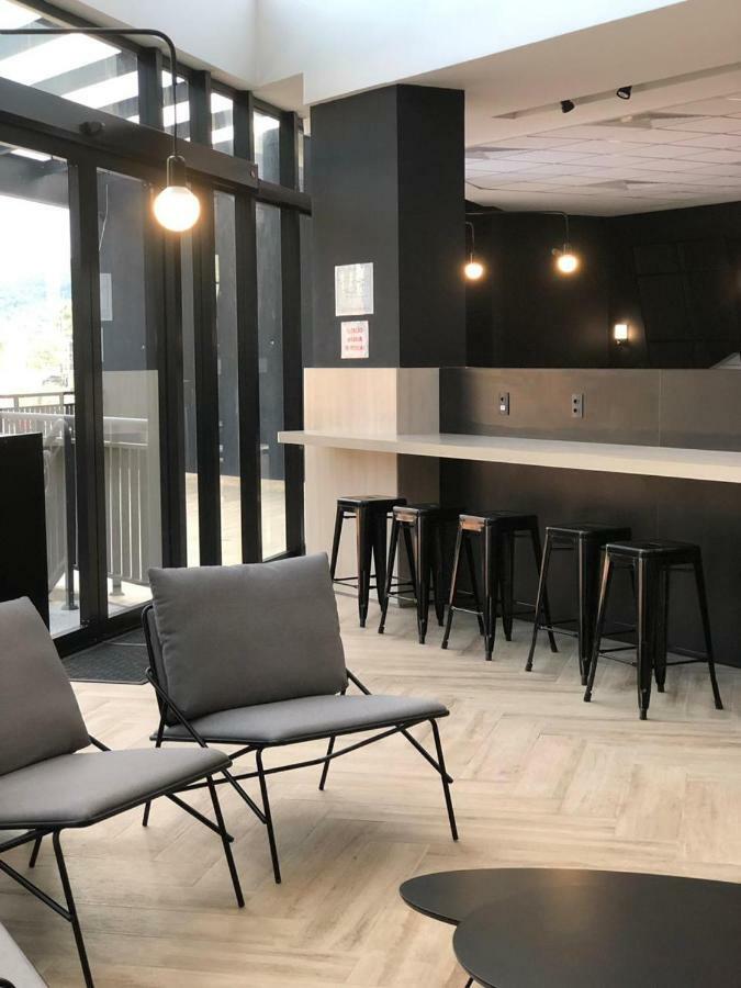 Naalt Hotel Жоинвили Экстерьер фото